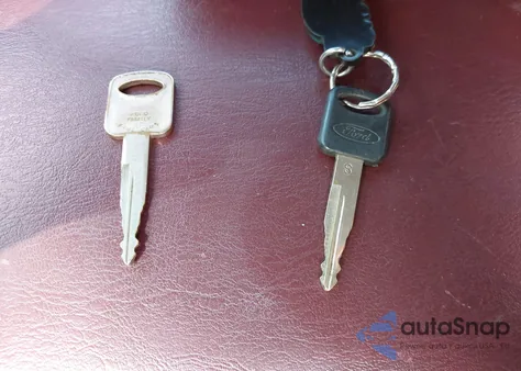 1997 Ford F150 z USA, uszkodzony, nr VIN 1FTDX1862VNA97871